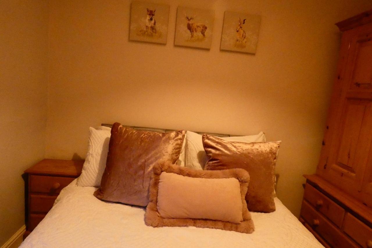 Redfearn Cottage Apperley Bridge 外观 照片