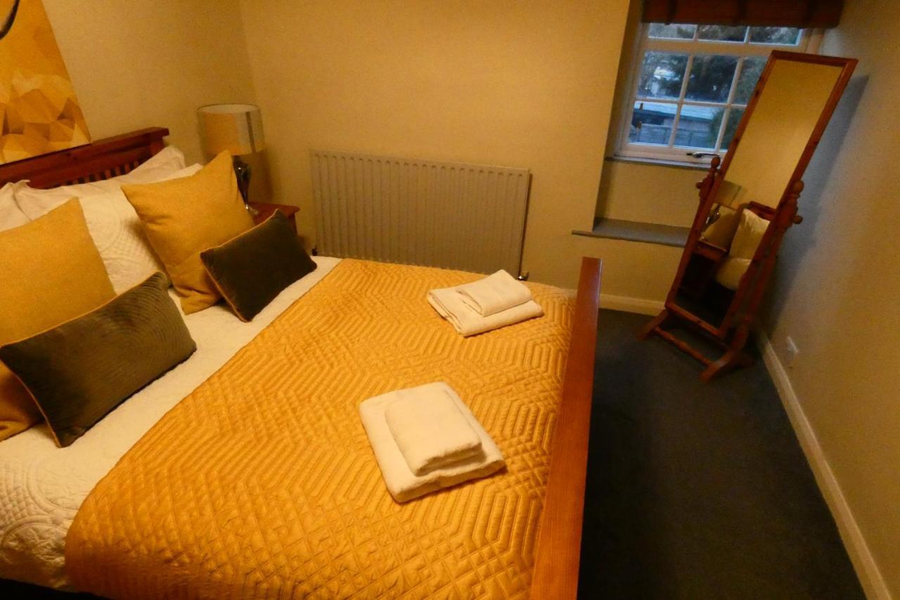 Redfearn Cottage Apperley Bridge 外观 照片