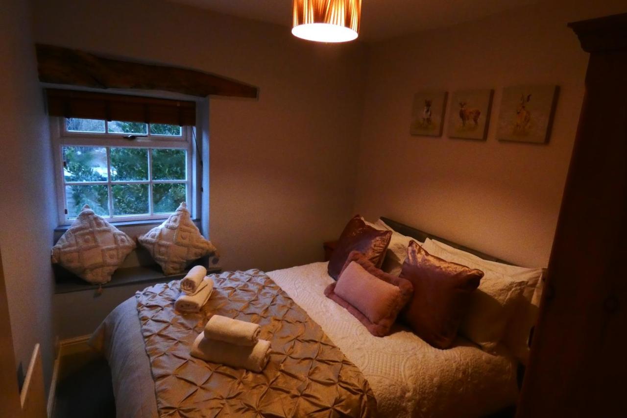 Redfearn Cottage Apperley Bridge 外观 照片