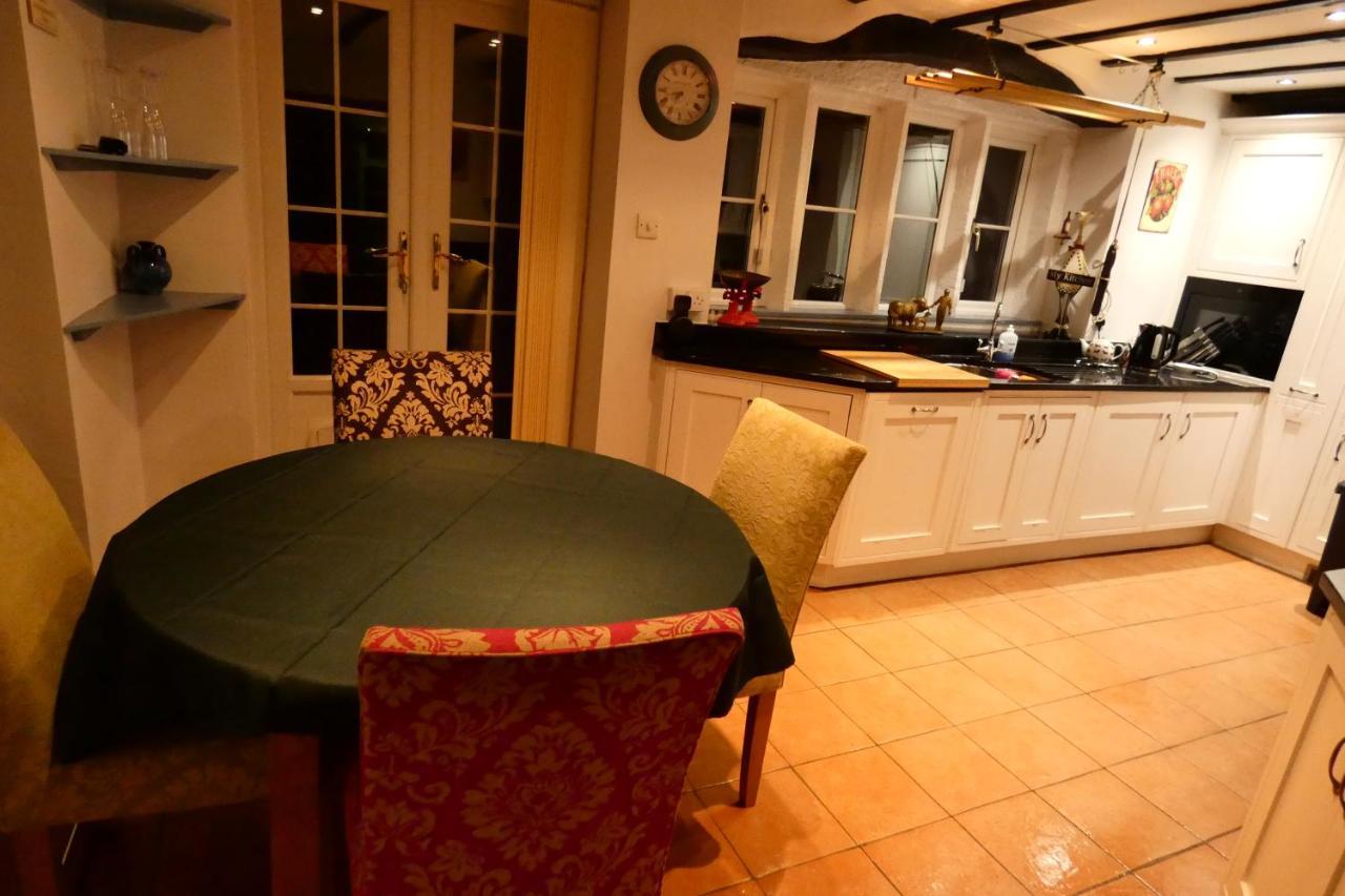 Redfearn Cottage Apperley Bridge 外观 照片